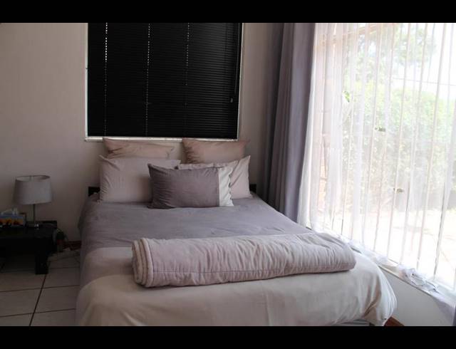 3 BEDROOM HOUSE FOR SALE IN KENSINGTON